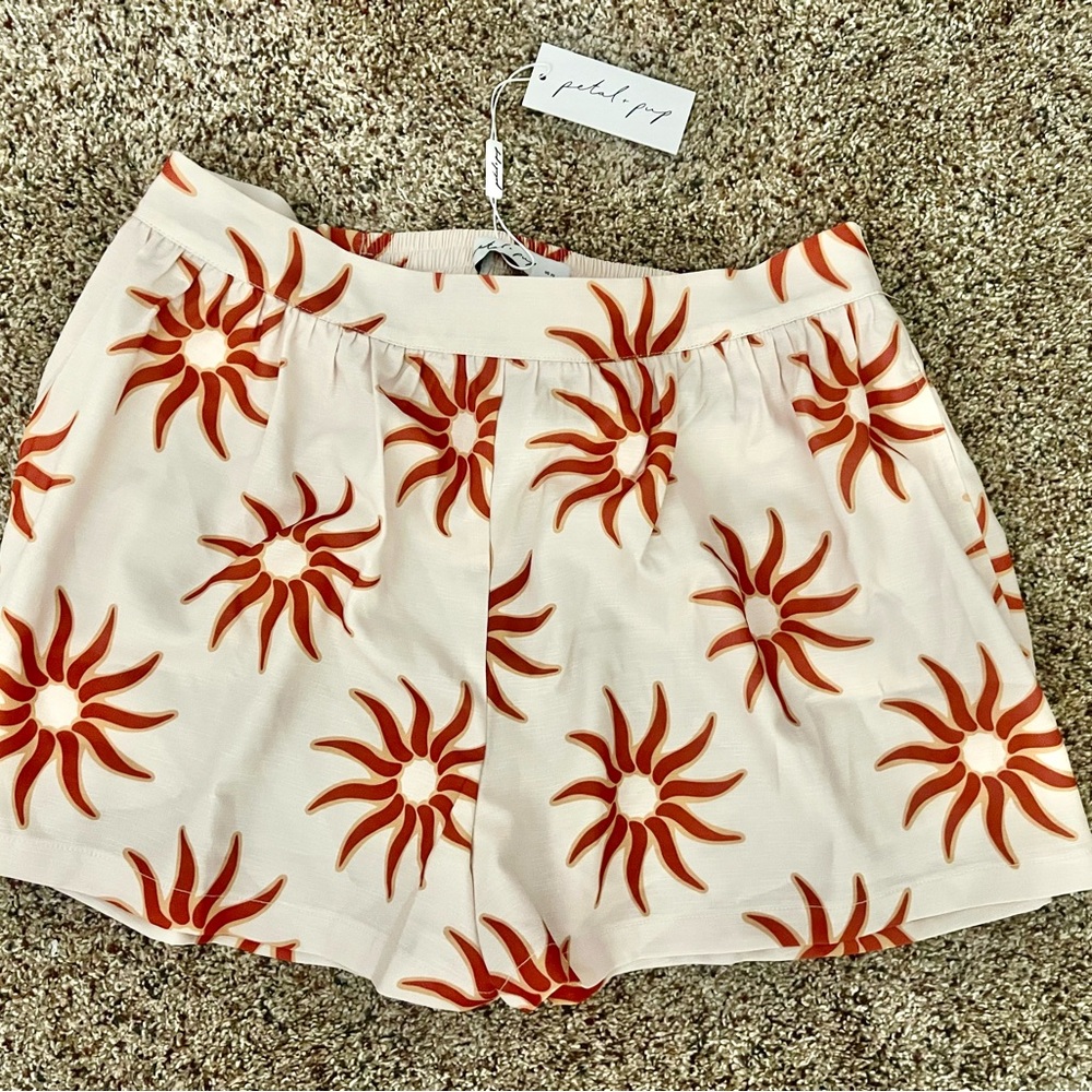 Petal & Kase Shorts in Soleil